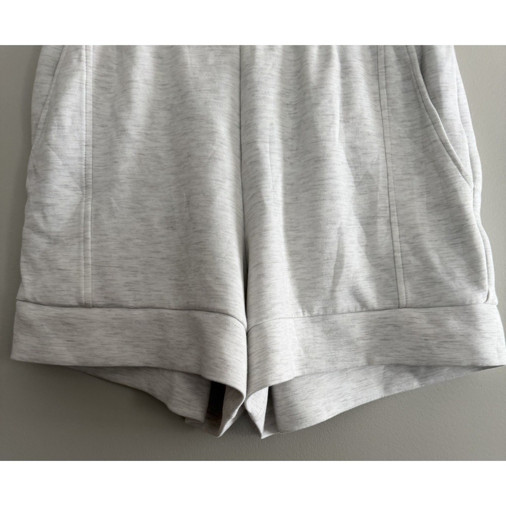 Varley Double Soft Atrium High Rise Shorts 4.5 Light Grey Marl Women's Small - Picture 7 of 13